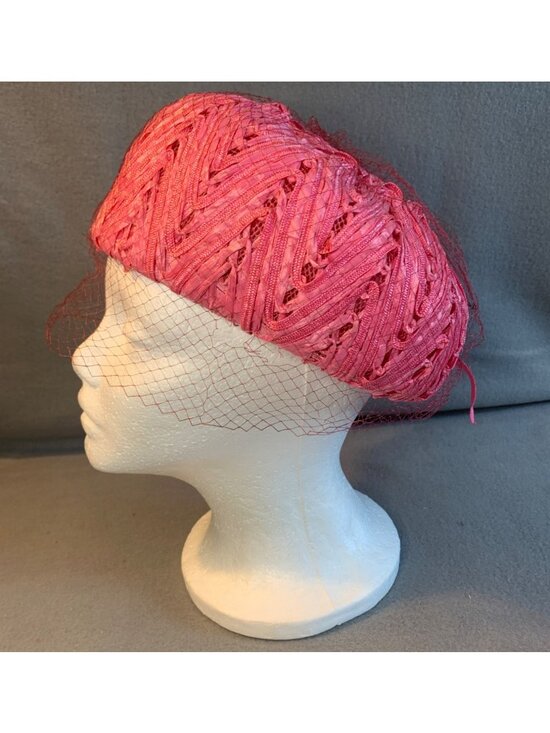 Ladies Pink Hat with Netting and Ribbon Bow Vintage Size 22 main image 11